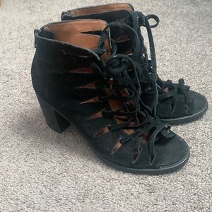 Jeffrey Campbell Corwin black suede lace up open front heeled booties!